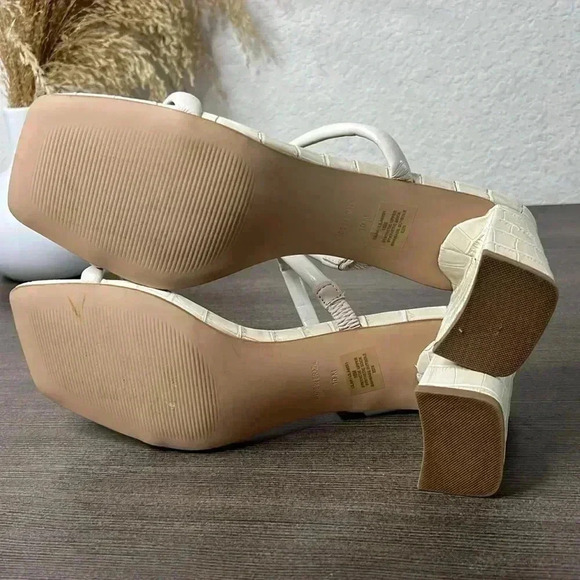 NEW Steve Madden Lilah Heeled Sandals, Bone White, Size 10 - Picture 8 of 10